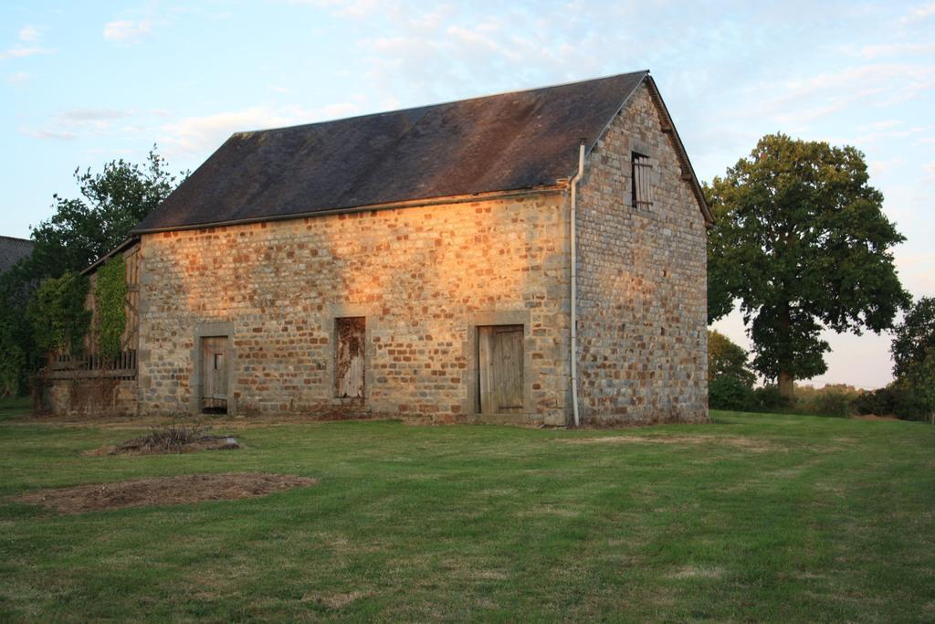 L'Aide Frechu Guest House Mortain-Bocage Exterior photo